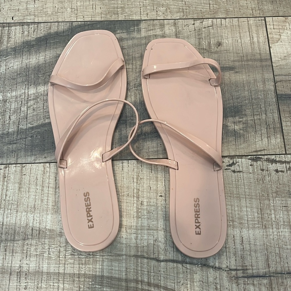 Express Jelly Cream and Tan Sandals for Effortless Style